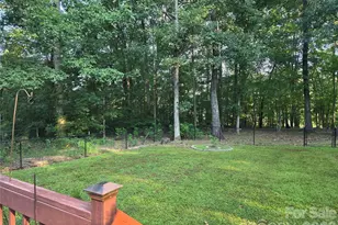 1190 Landsdowne Dr, Conover, NC 28613 - Photo 19