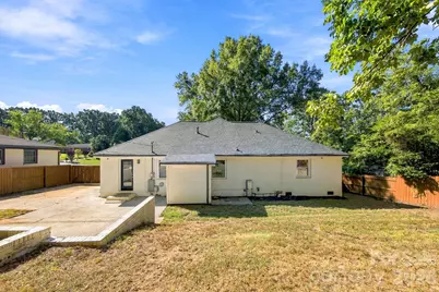 1142 Fox Run Drive, Charlotte, NC 28212 - Photo 31
