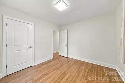 1142 Fox Run Drive, Charlotte, NC 28212 - Photo 23