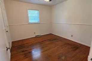 204 W Nims Ave, Mount Holly, NC 28120 - Photo 9