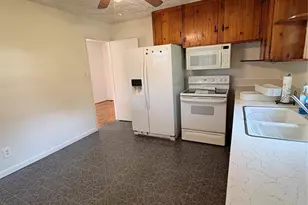 204 W Nims Ave, Mount Holly, NC 28120 - Photo 5