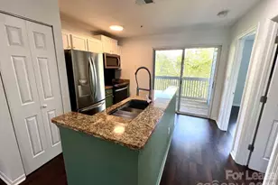2209 Sumner Green Ave, Charlotte, NC 28203 - Photo 9