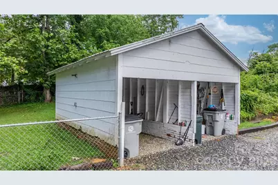 114 Virginia Street NW, Lenoir, NC 28638 - Photo 17