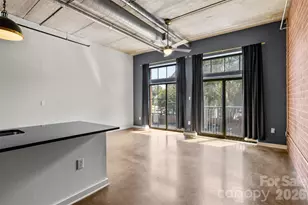 626 N Graham St, Charlotte, NC 28202 - Photo 5