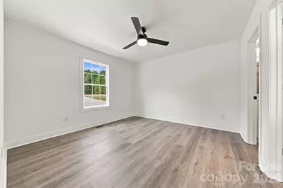 5110 Hanging Rock Court, Hickory, NC 28601 - Photo 15