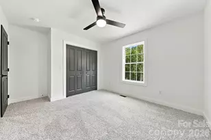 5110 Hanging Rock Ct, Hickory, NC 28601 - Photo 25