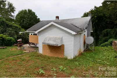 440 Hillcrest Street #22, Marion, NC 28752 - Photo 5