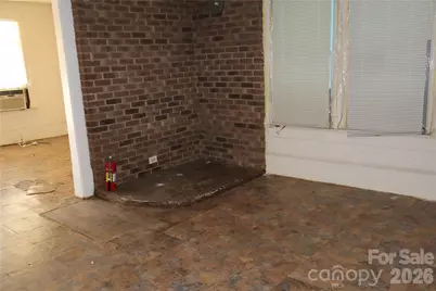 736 2nd Avenue SW, Hickory, NC 28602 - Photo 7