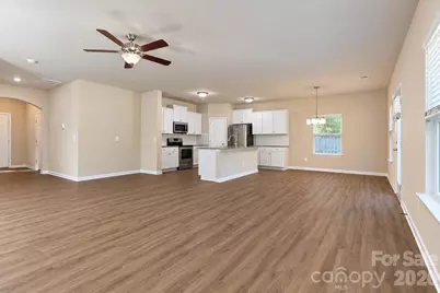 2647 Dellinger Drive, Charlotte, NC 28269 - Photo 7