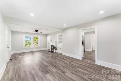 790 W Tate Street, Marion, NC 28752 - Photo 9