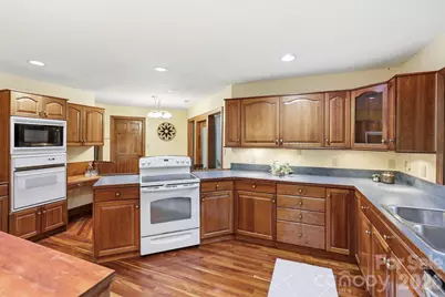 9 Laurel Forest Drive, Horse Shoe, NC 28742 - Photo 13