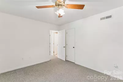 7500 Plott Road, Charlotte, NC 28215 - Photo 29