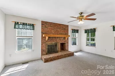 7500 Plott Road, Charlotte, NC 28215 - Photo 5