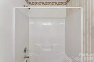 7500 Plott Rd, Charlotte, NC 28215 - Photo 21