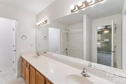 7500 Plott Road, Charlotte, NC 28215 - Photo 17