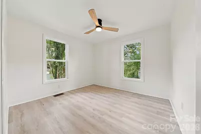 436 N Green Street, Morganton, NC 28655 - Photo 11