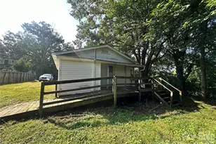 901 State St, Marion, NC 28752 - Photo 19