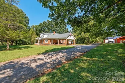 3336 Startown Road, Newton, NC 28658 - Photo 3