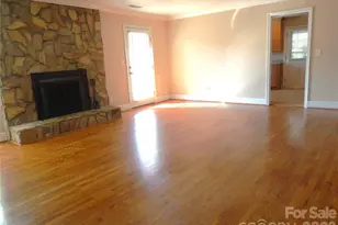 6700 Pine Lake Ln, Mint Hill, NC 28227 - Photo 7