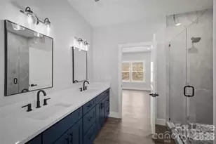 917 Overlook Dr SW, Lenoir, NC 28645 - Photo 5