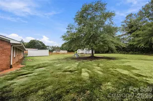 1207 Scenic Dr, Shelby, NC 28150 - Photo 23