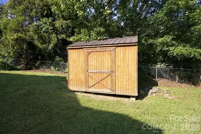 1829 Kenmore Drive, Statesville, NC 28625 - Photo 37