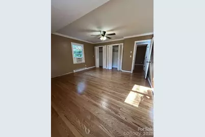 1225 Pinebrook Circle, Hendersonville, NC 28739 - Photo 17