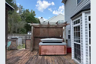9541 Green Apple Drive, Charlotte, NC 28215 - Photo 17
