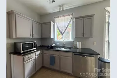 9541 Green Apple Drive, Charlotte, NC 28215 - Photo 5