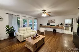 707 W Barr St, Lancaster, SC 29720 - Photo 5