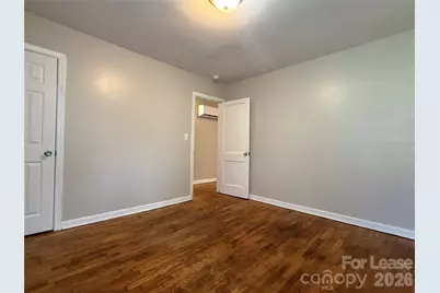 100 E Bradley Street, Gastonia, NC 28052 - Photo 13