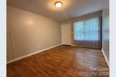 100 E Bradley Street, Gastonia, NC 28052 - Photo 3