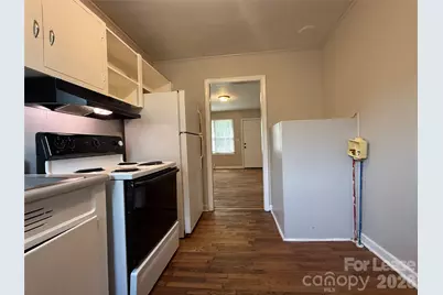 102 E Bradley Street, Gastonia, NC 28052 - Photo 9