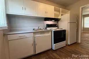 102 E Bradley St, Gastonia, NC 28052 - Photo 7