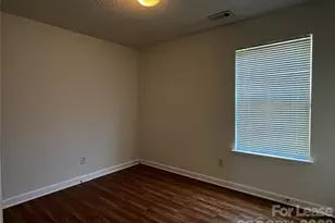 1404 Jordans Pond Ln, Charlotte, NC 28214 - Photo 15