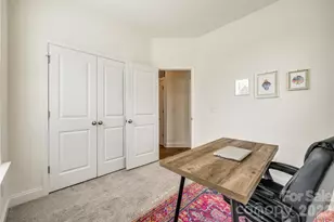 400 Simeon Dr, Charlotte, NC 28208 - Photo 23