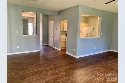 5307 Waverly Lynn Lane, Charlotte, NC 28269 - Photo 5