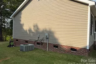 2051 E Park Dr, Lancaster, SC 29720 - Photo 25