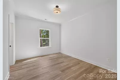 4128 Donnybrook Place, Charlotte, NC 28205 - Photo 13