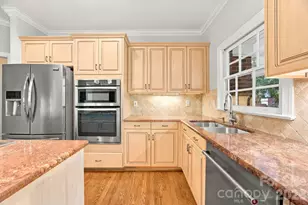 10417 Newberry Park Ln, Charlotte, NC 28277 - Photo 25