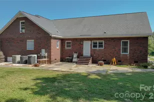 5526 Old Kennedy Ford Rd, Marshville, NC 28103 - Photo 3