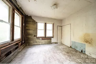 125 Fairfax Avenue, Asheville, NC 28806 - Photo 9