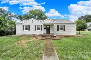 835 Everett Pl, Charlotte, NC 28205 - Photo 1