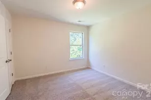 3807 Ernie Dr, Charlotte, NC 28269 - Photo 15