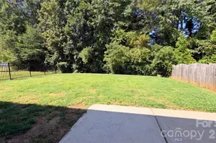 3807 Ernie Dr, Charlotte, NC 28269 - Photo 21