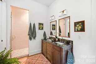 21 Evian Ct, Asheville, NC 28804 - Photo 41