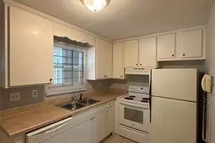 1613 N Sharon Amity Rd, Charlotte, NC 28205 - Photo 5