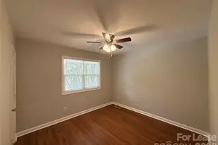 1613 N Sharon Amity Rd, Charlotte, NC 28205 - Photo 11