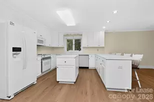 151 Seagrove Ln, Mooresville, NC 28117 - Photo 5