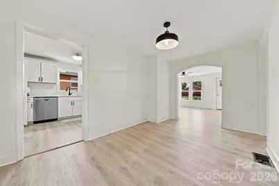 436 N Green Street, Morganton, NC 28655 - Photo 5